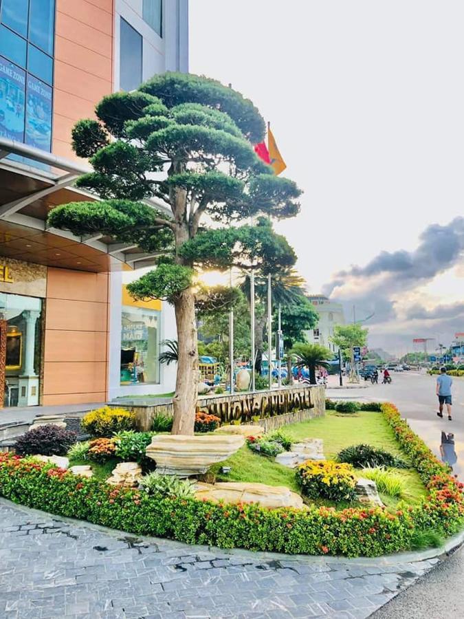 Hotel Khach San Phuong Anh Hung Yen Exteriér fotografie